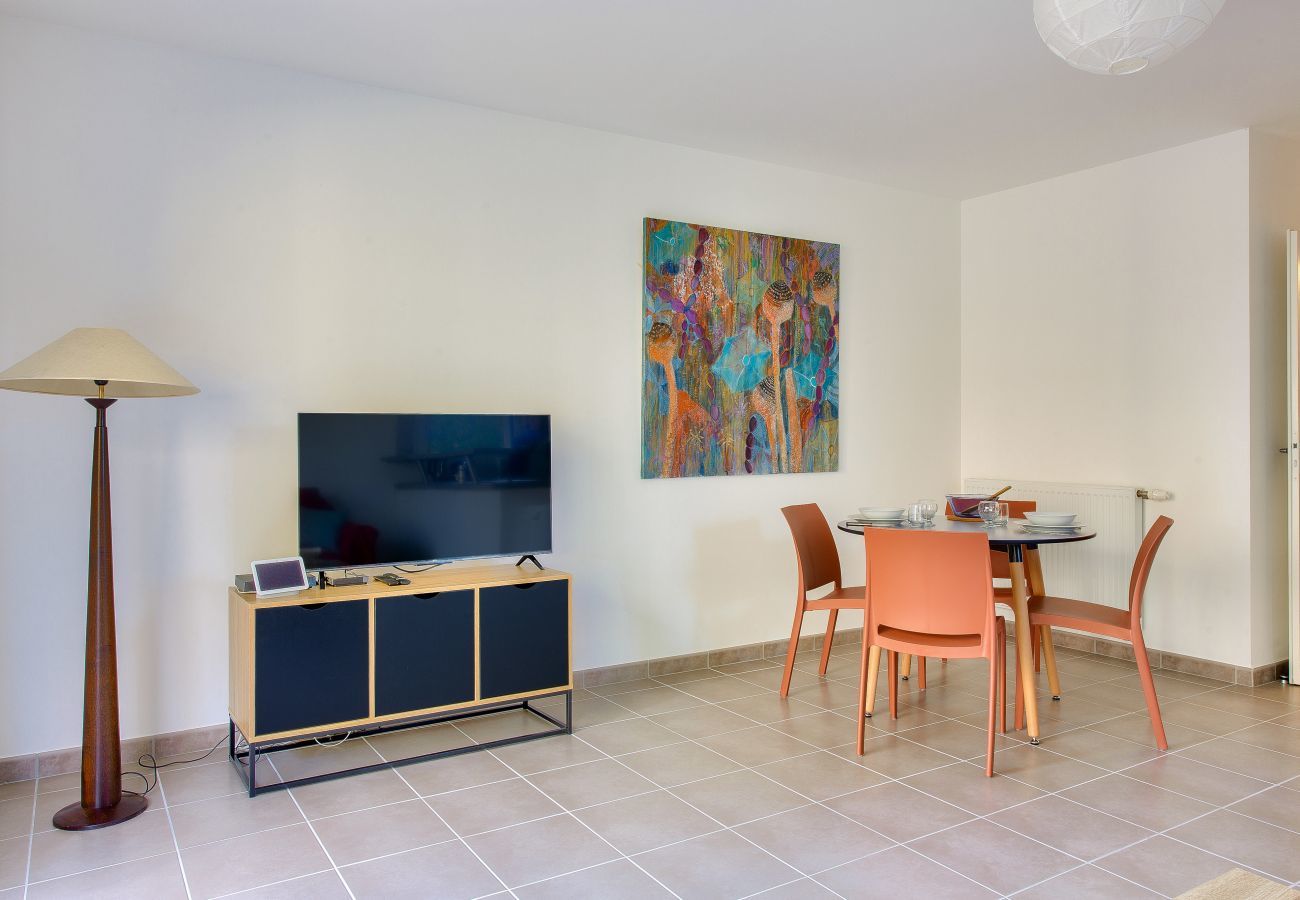 Appartement à Concarneau - Appartement pour deux - parking et terrasse