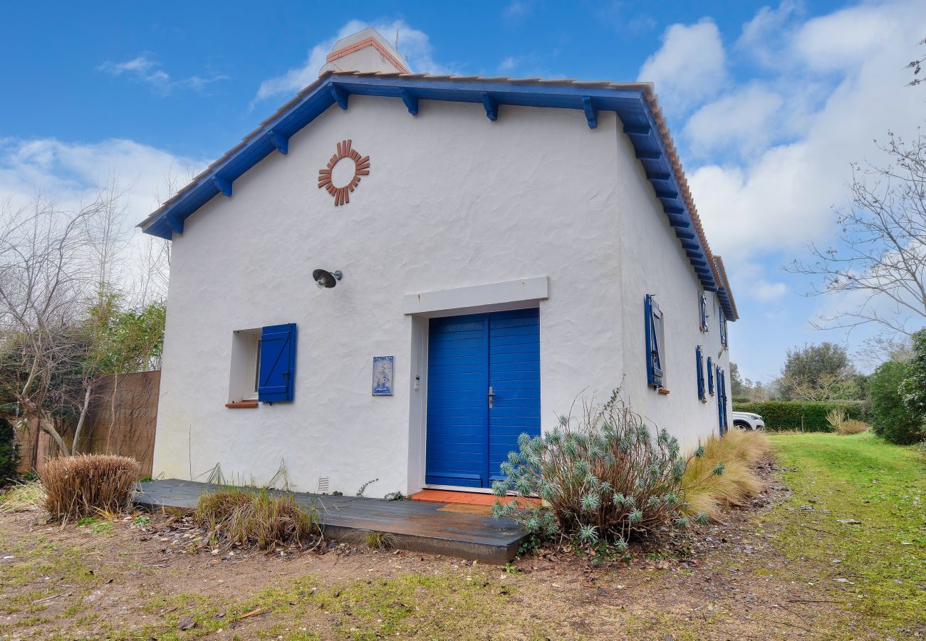 Maison à Saint-Jean-de-Monts - Maison moderne avec jardin pour 12 personnes