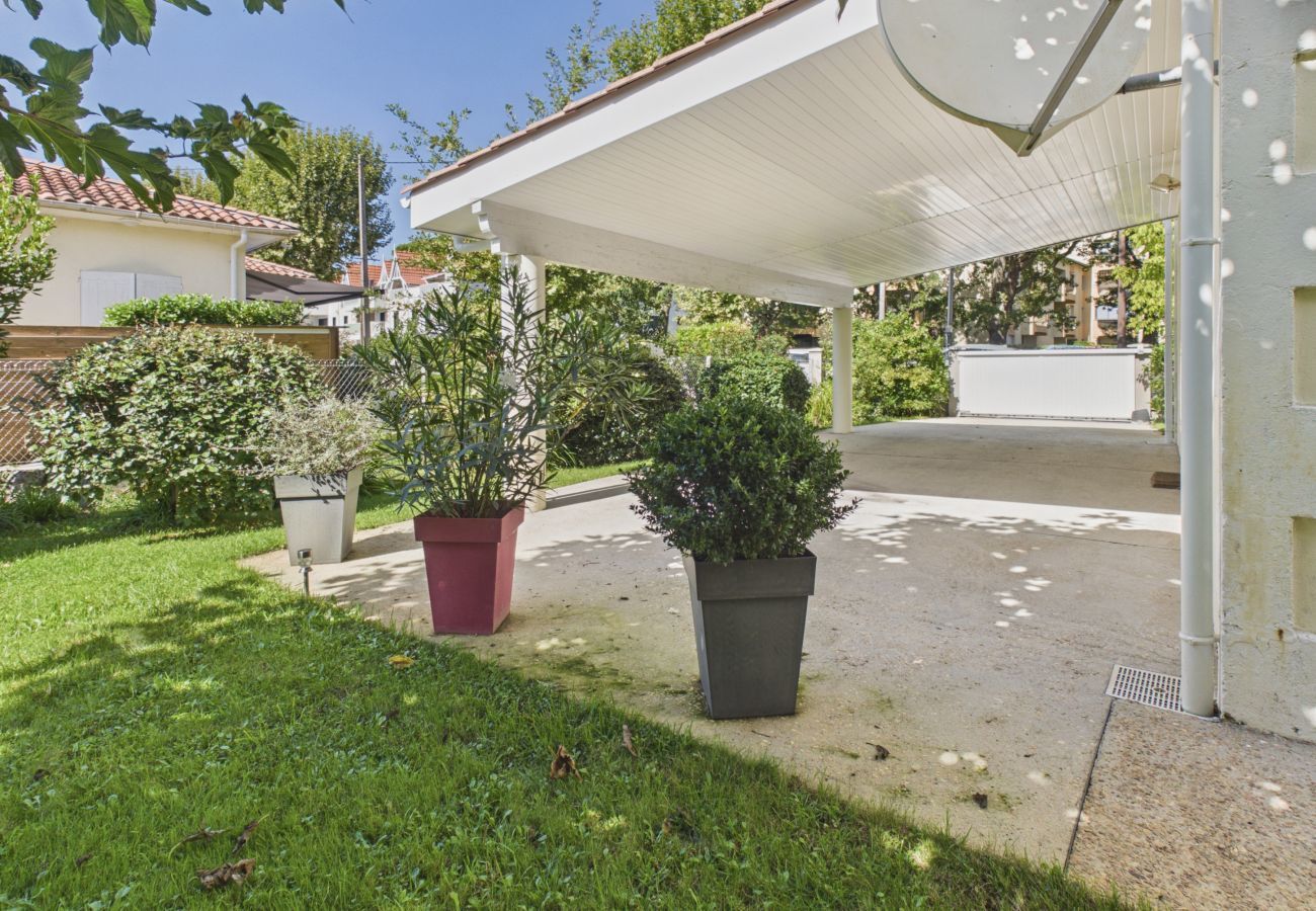 Villa à Andernos-les-Bains - 200m plage - Maison bien située et superbe jardin