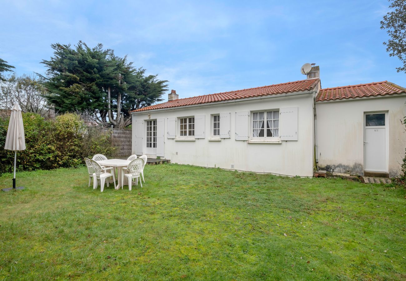 Maison à Préfailles - 400m de la plage, Pointe St Gildas, maison pour 6