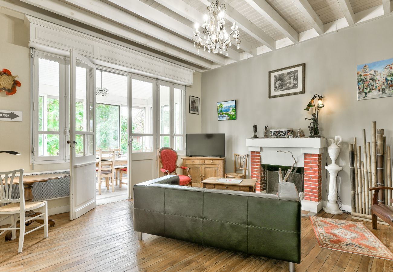 Maison à Andernos-les-Bains - À 150m de la plage du Betey, maison pour 6