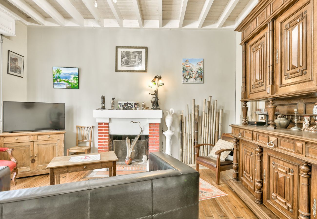 Maison à Andernos-les-Bains - À 150m de la plage du Betey, maison pour 6