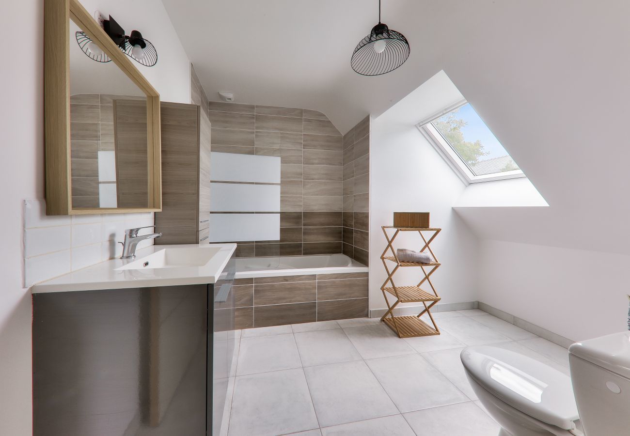 Maison à Saint-Pierre-Quiberon - À 600m de la plage, maison pour 8 avec jardin