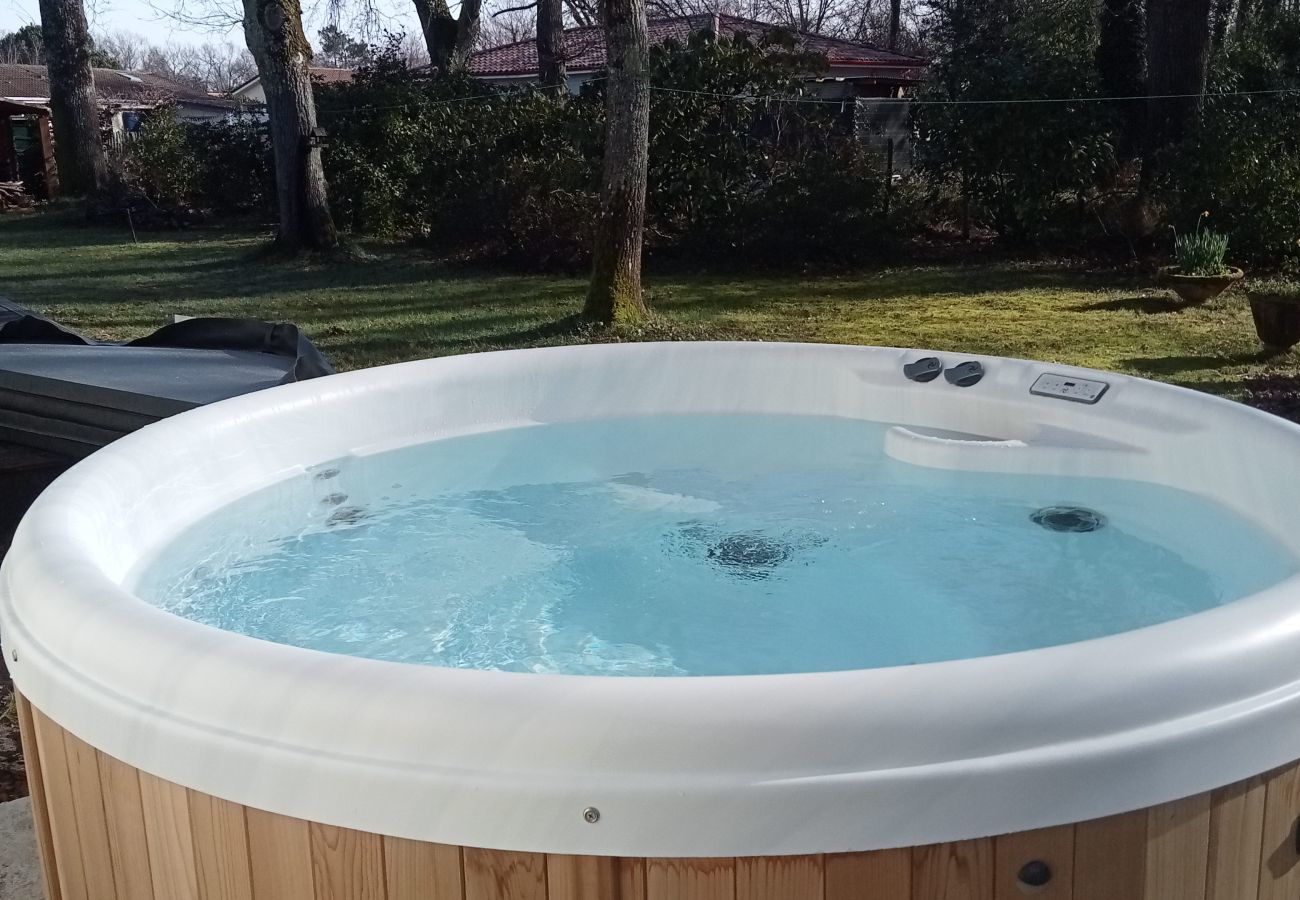 Maison à Lanton - Lanton - 700m plage - Extérieur et Jacuzzi