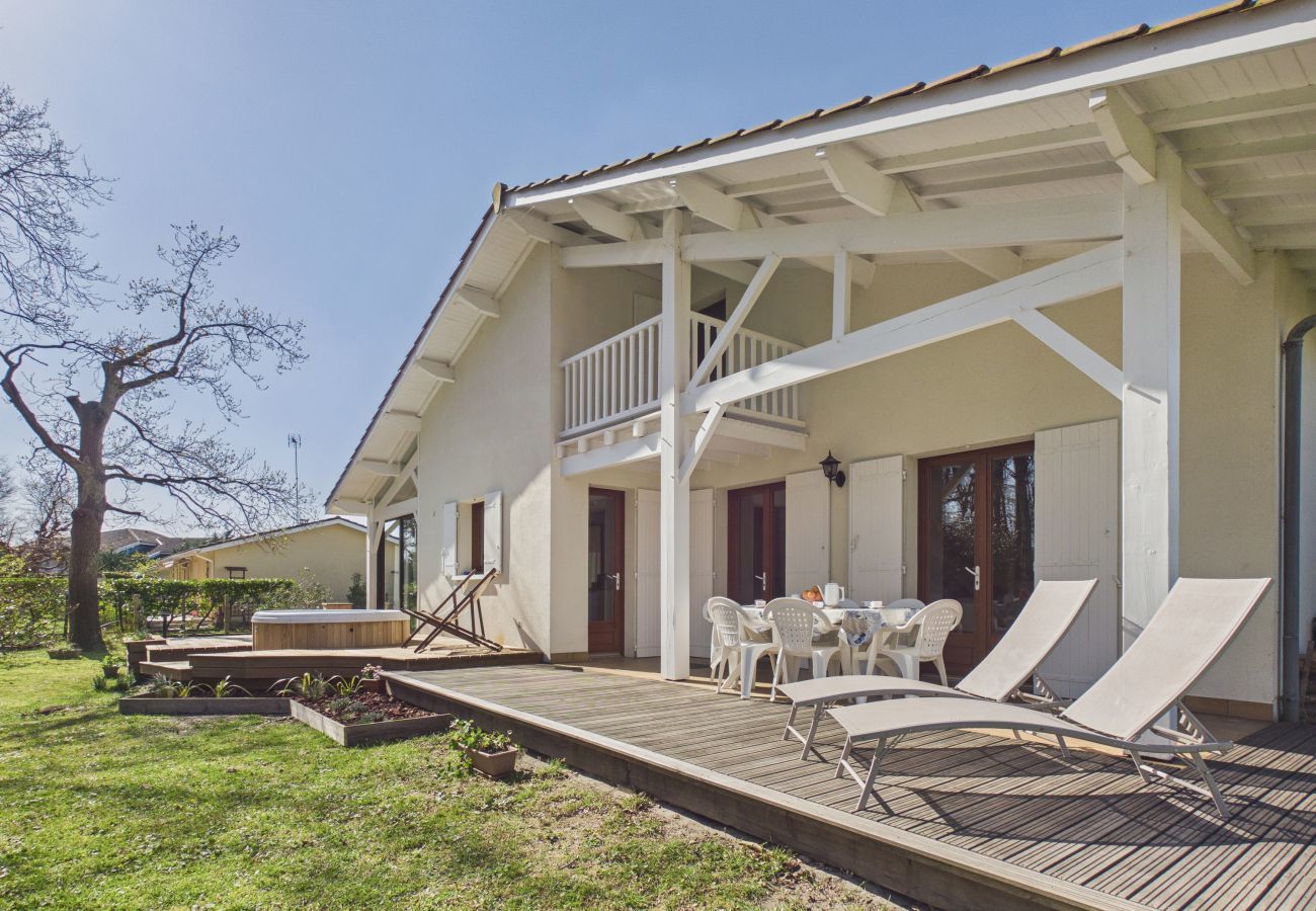 Maison à Lanton - Lanton - 700m plage - Extérieur et Jacuzzi