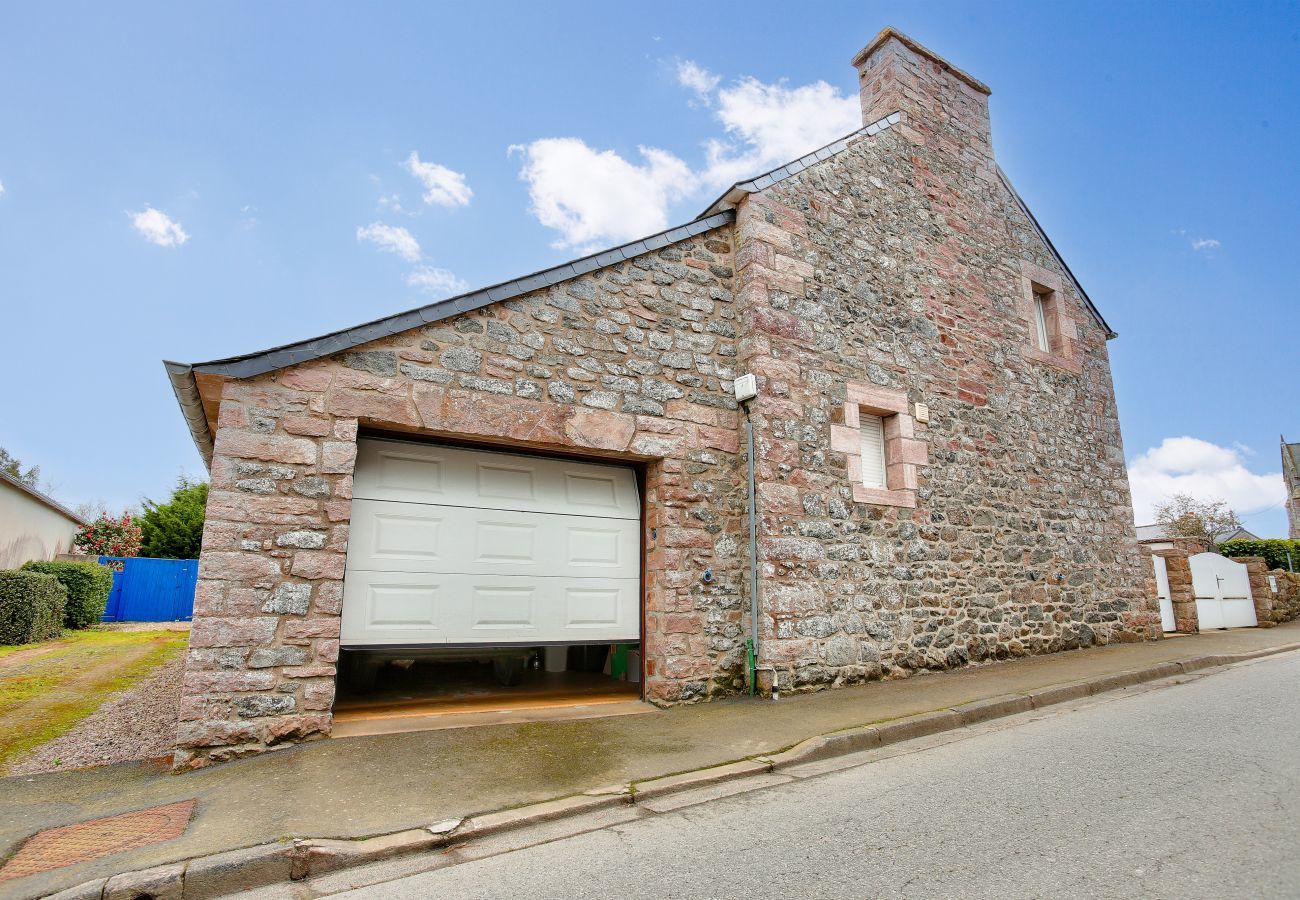 Maison à La Bouillie - Grand jardin - Maison pour 5 - Côtes-d'Armor