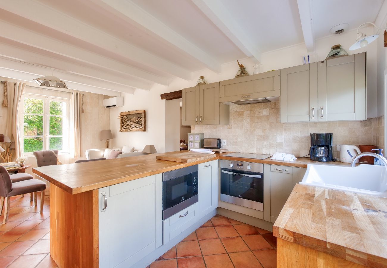 Maison à Ars-en-Ré - Maison pour 10, accès direct à la plage