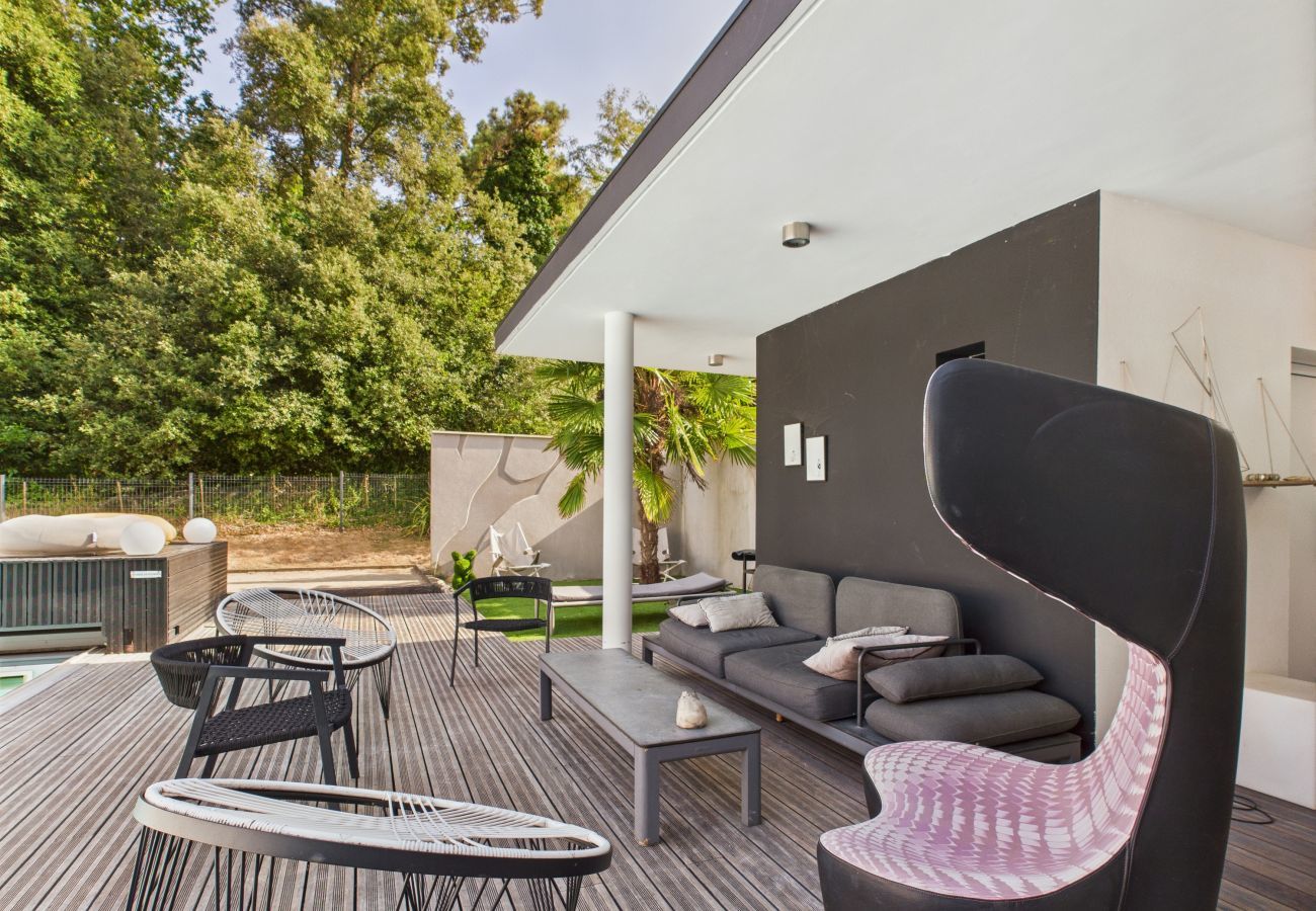 Villa à Longeville-sur-Mer - Villa avec piscine - 500m de la plage de Rampillon
