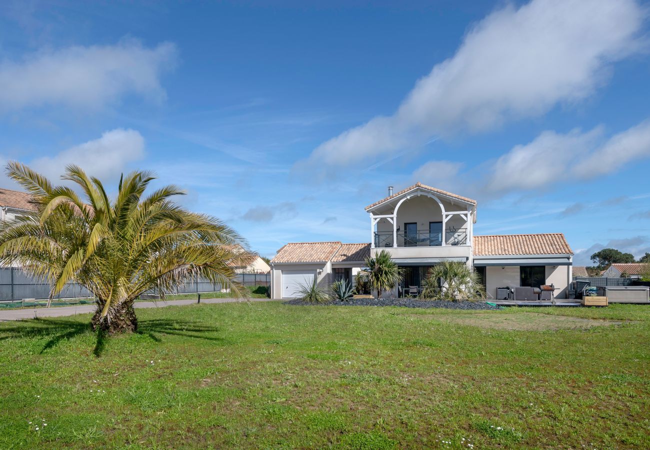 Maison à Pornic - Maison familiale avec jacuzzi à Pornic