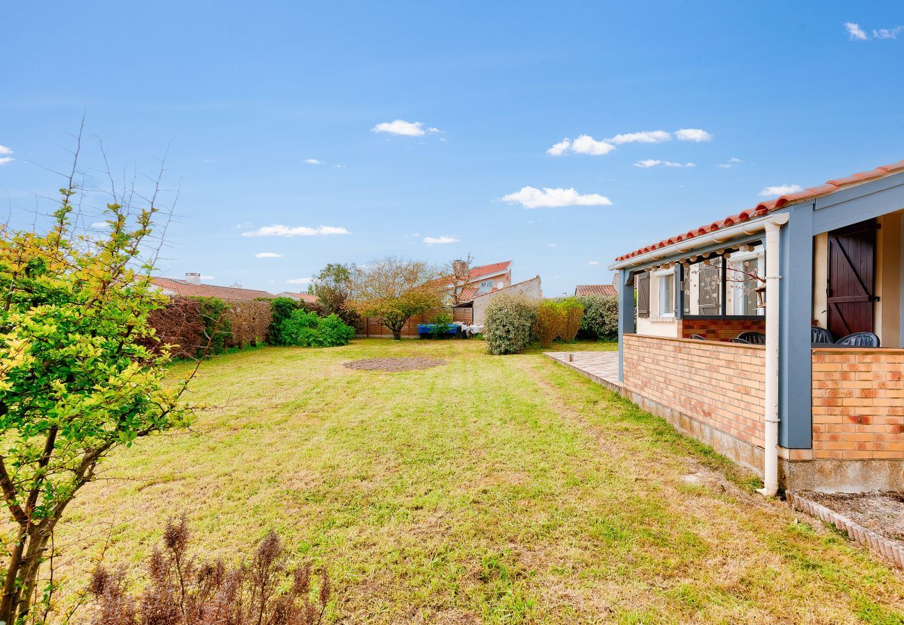 Maison à Brem-sur-Mer - Maison et jardin pour 4 à Brem-sur-Mer 