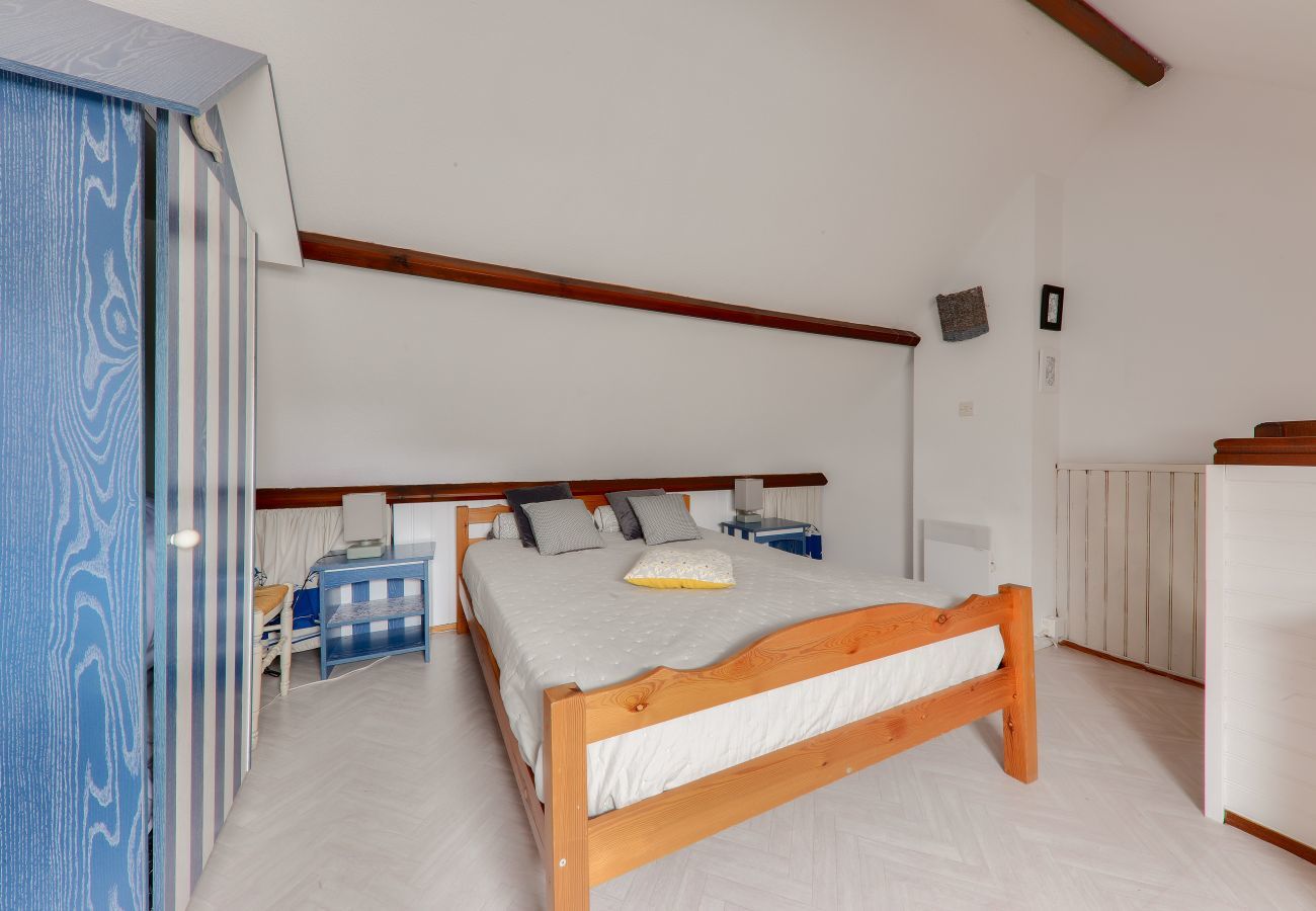 Maison à Sarzeau - Escapade calme avec piscine, à 400m de la plage