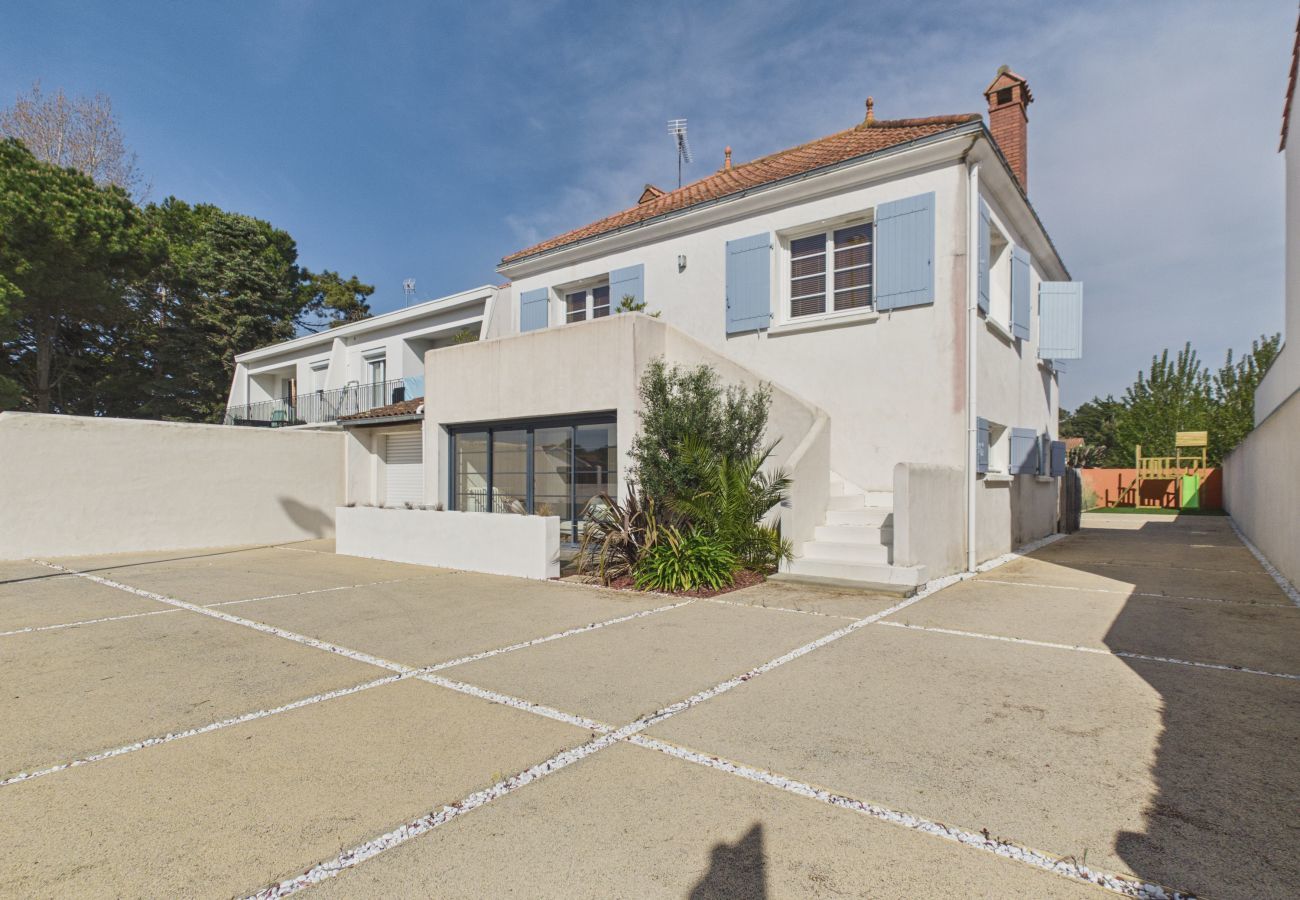 Villa à La Barre-de-Monts - Maison pour 10 avec piscine chauffée