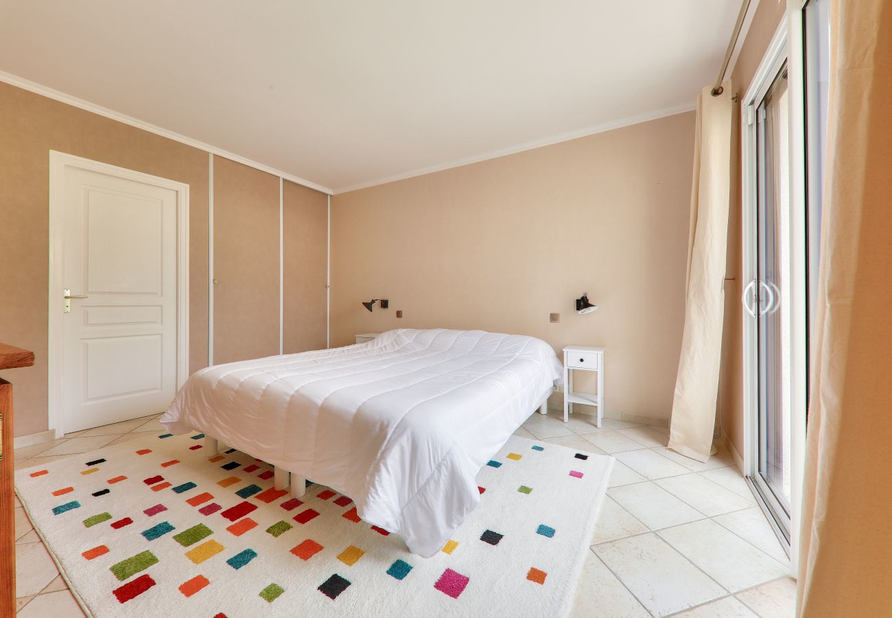 Maison à Saint-Gildas-de-Rhuys - Maison pour 8 - Centre St Gildas - Beau jardin