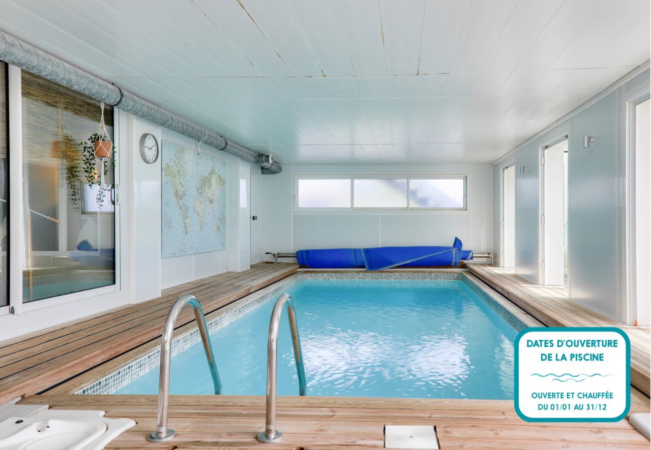 Maison à Le Tour-du-Parc - Piscine intérieure chauffée - parcs ostréicoles