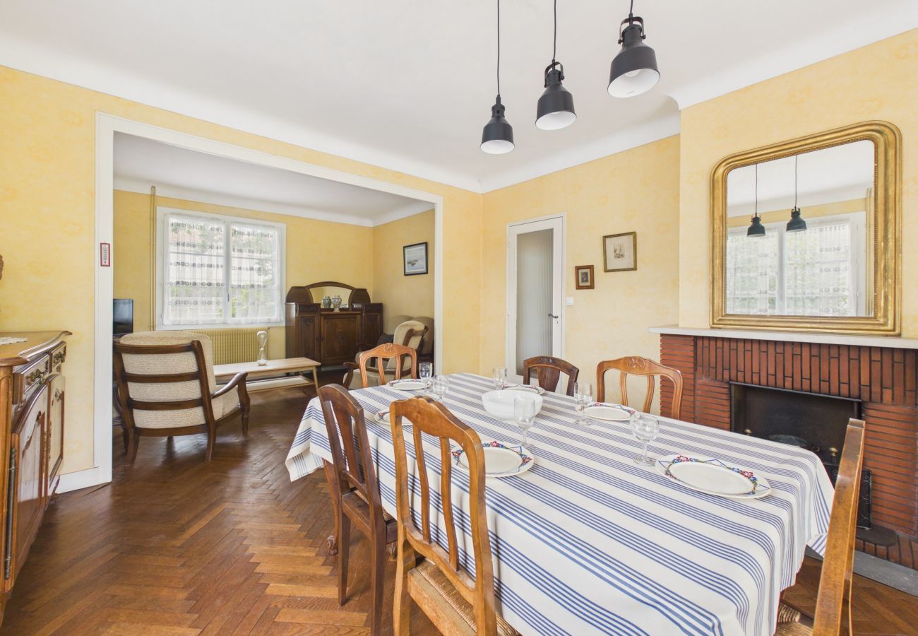 Maison à Andernos-les-Bains - Maison avec jardin à 1km de la plage du Mauret