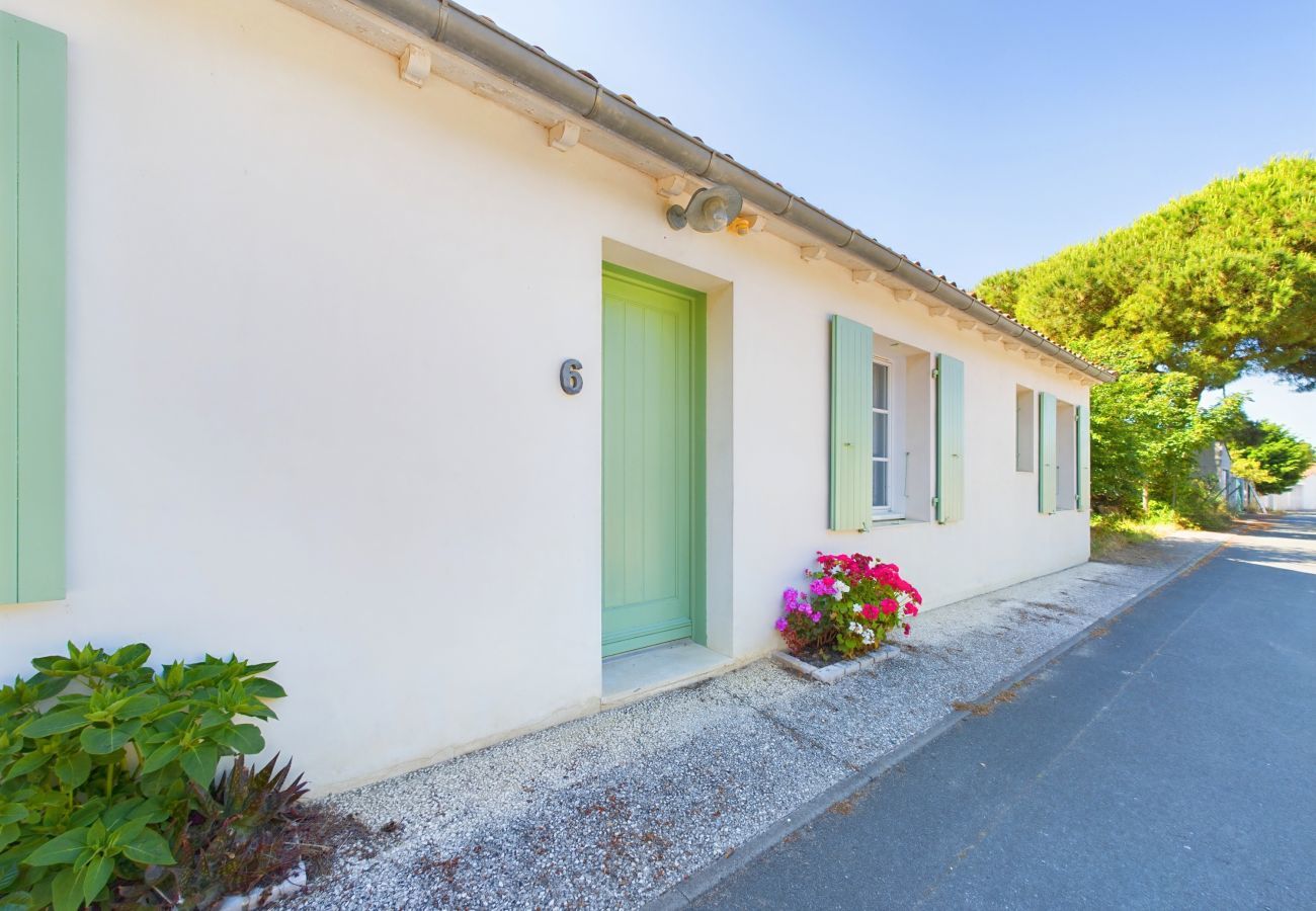 Maison à La Flotte - Maison au calme pour 6 - 850m plage de la Clavette