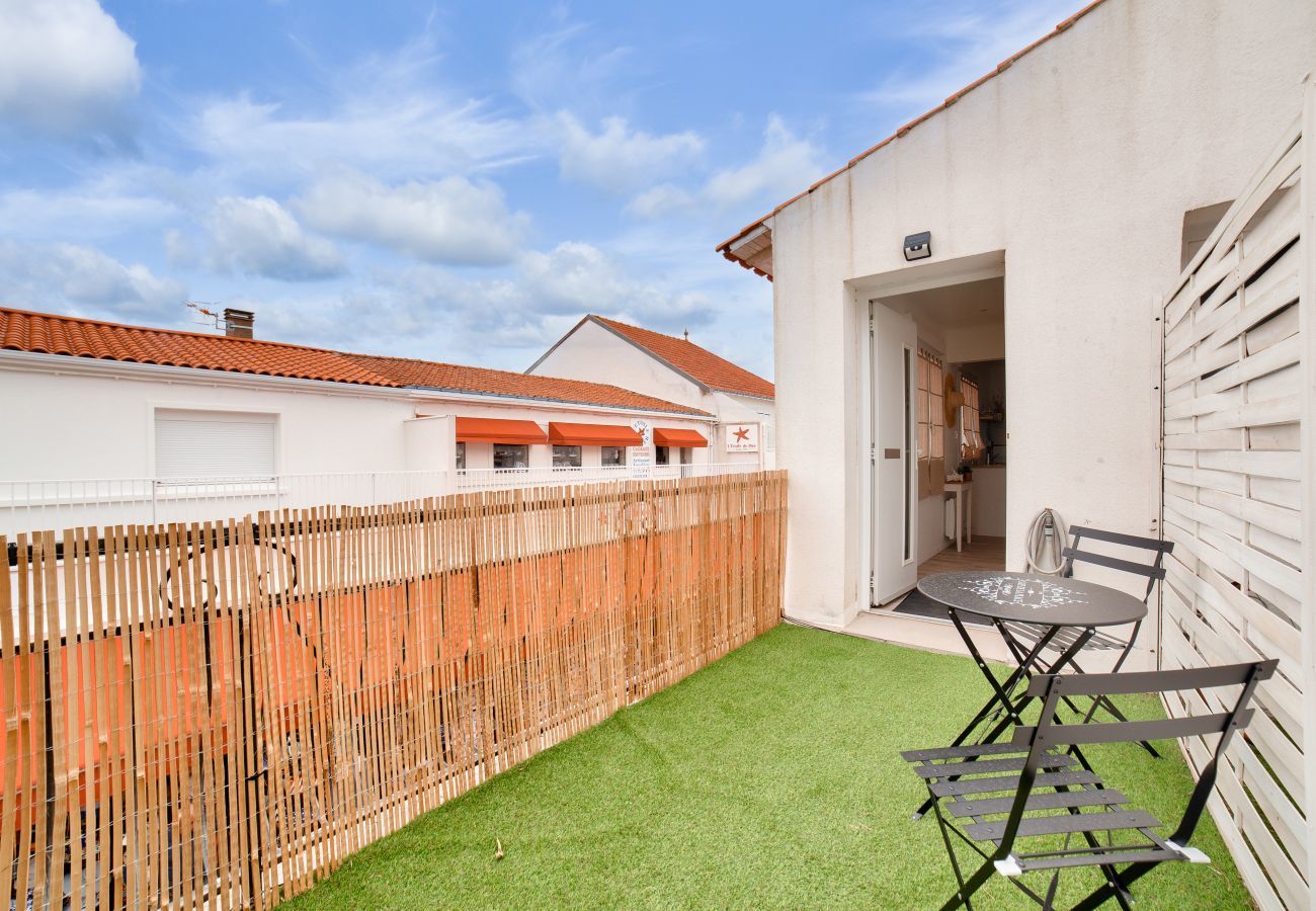 Studio à La Tranche-sur-Mer - 180m de la plage quartier animé studio 2 personnes