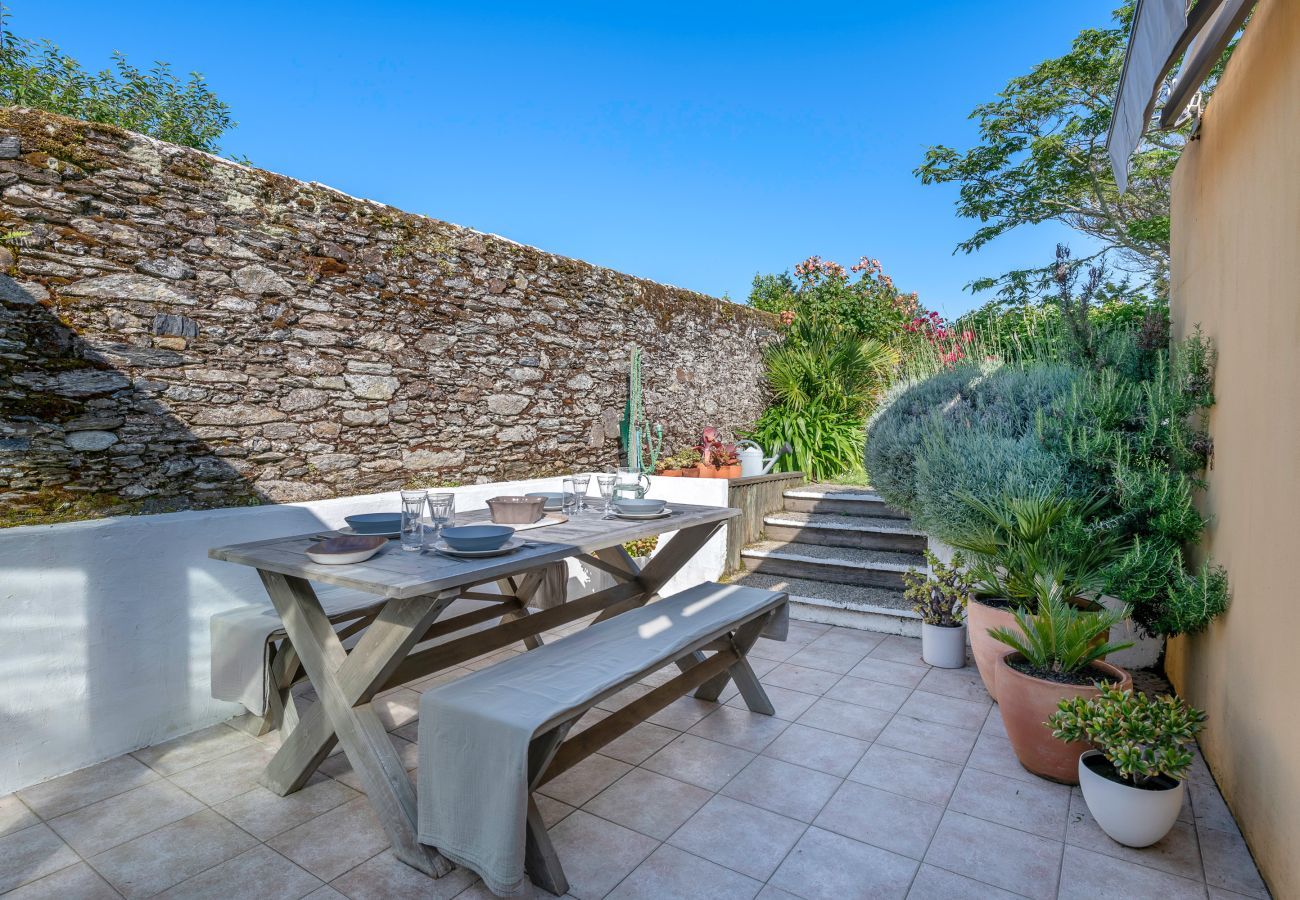 Maison mitoyenne à La Bernerie-en-Retz - Plage à 450m, maison mitoyenne+ jardin clos pour 4