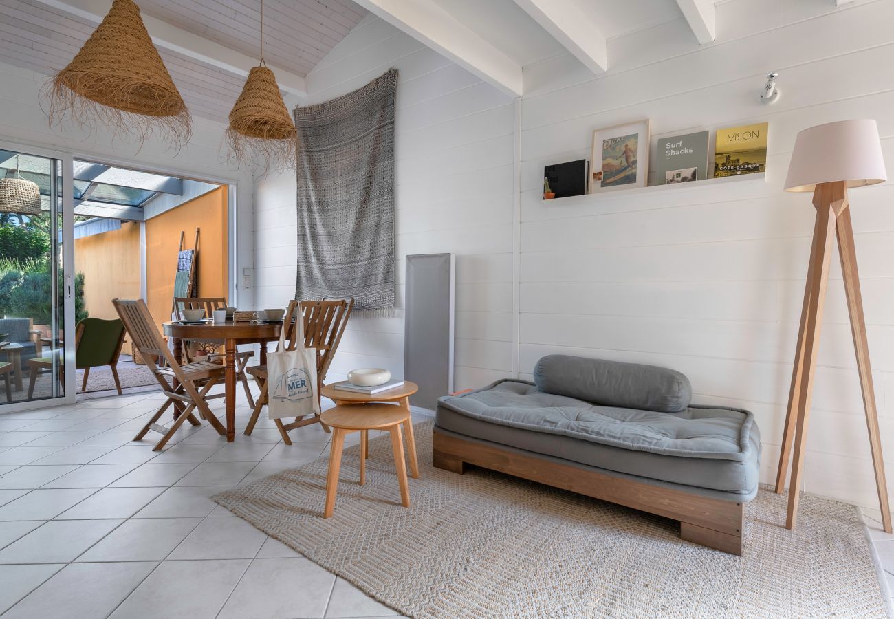 Maison mitoyenne à La Bernerie-en-Retz - Plage à 450m, maison mitoyenne+ jardin clos pour 4
