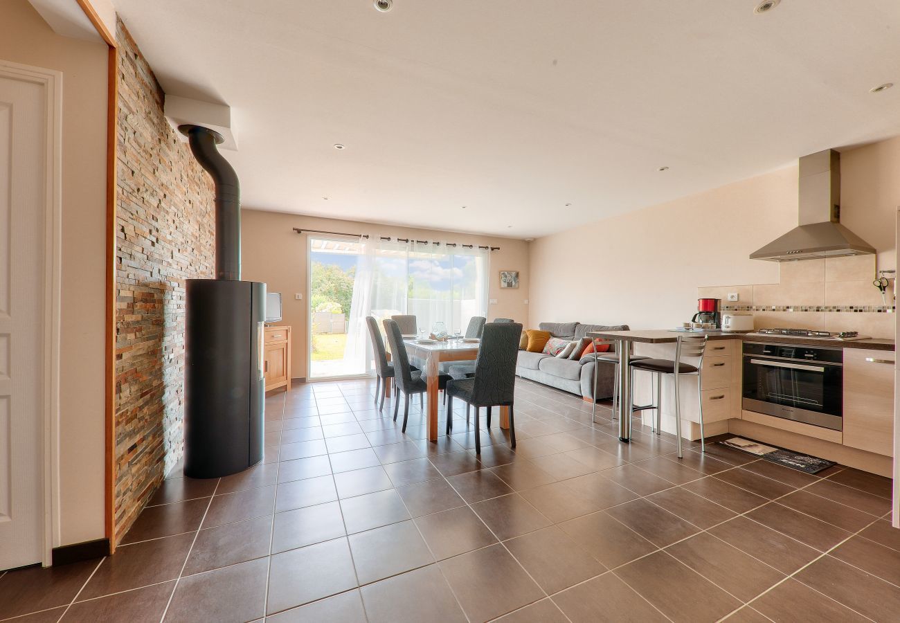 Maison à Sarzeau - 950m de la plage, maison neuve avec jardin pour 4