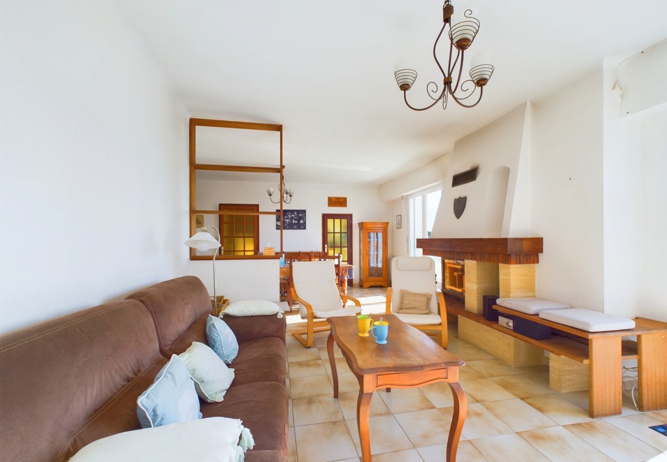 Maison à Brem-sur-Mer - Maison pour 12  - 5min de la plage des Dunes