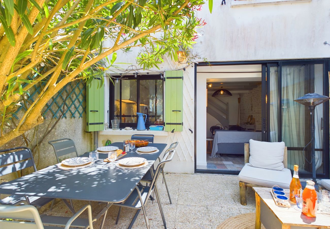 Maison mitoyenne à Saint-Clément-des-Baleines - À 750m des plages, jolie maison pour 4