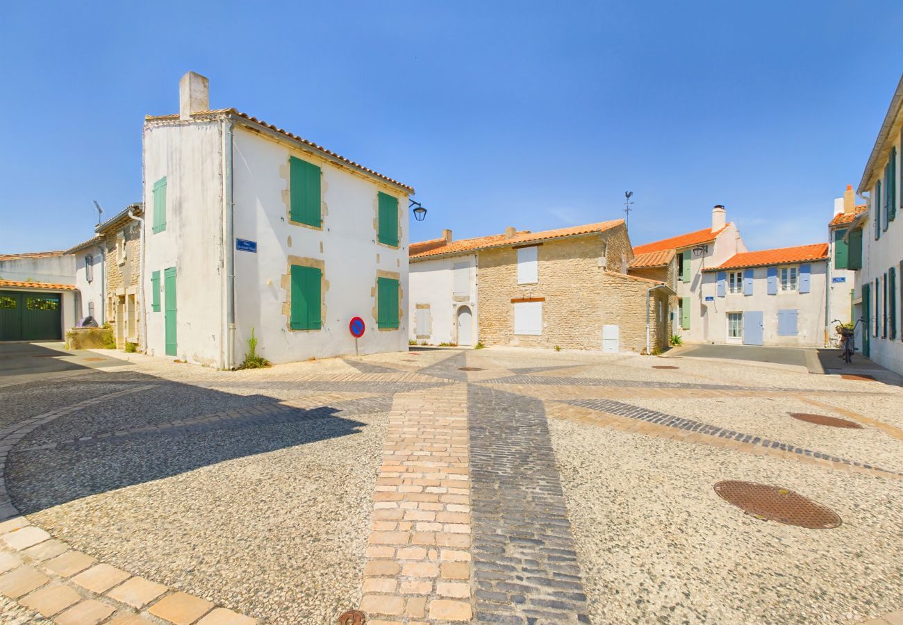 Maison mitoyenne à Saint-Clément-des-Baleines - À 750m des plages, jolie maison pour 4