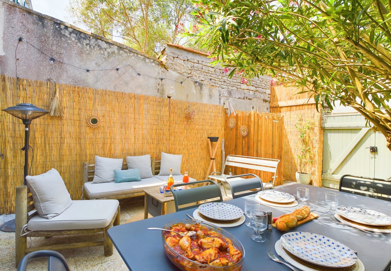 Maison mitoyenne à Saint-Clément-des-Baleines - À 750m des plages, jolie maison pour 4