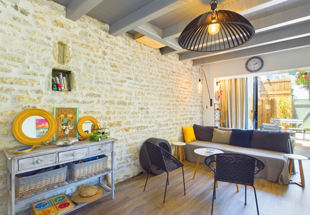 Maison mitoyenne à Saint-Clément-des-Baleines - À 750m des plages, jolie maison pour 4