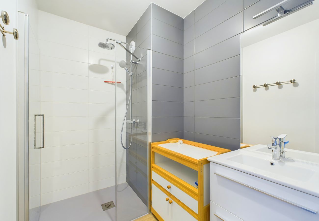 Appartement à Saint-Gilles-Croix-de-Vie - Appartement pour 6 proche plage et port
