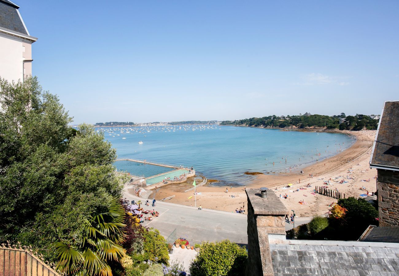 Maison à Dinard - 50m de la plage - Jolie Maison pour 8
