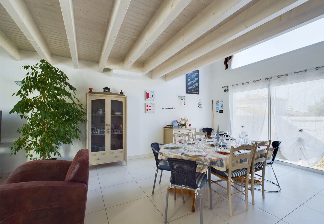 Maison à Saint-Gilles-Croix-de-Vie - Maison pour 8 avec jardin à 600m de la plage