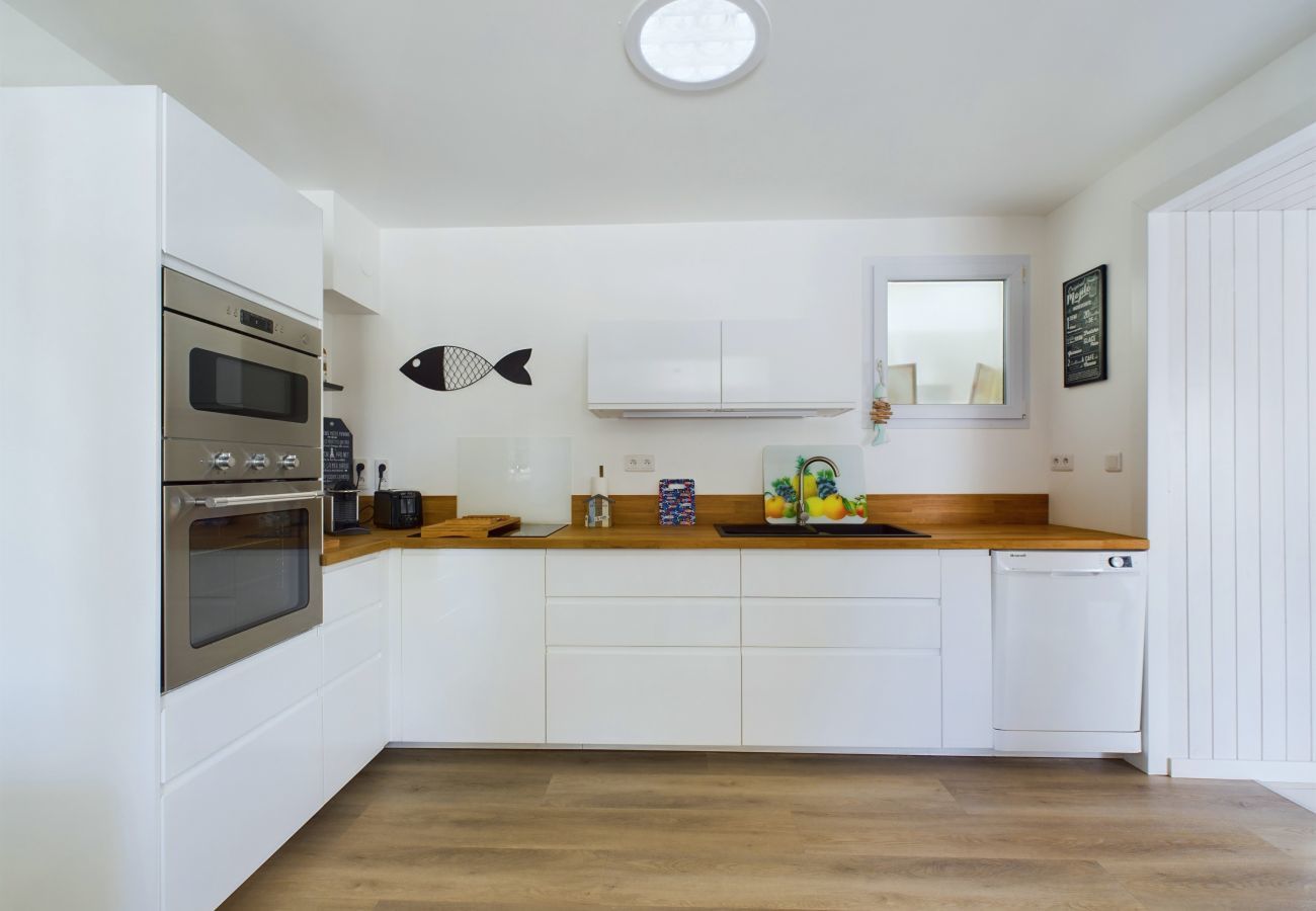 Maison à Saint-Gilles-Croix-de-Vie - Maison pour 8 avec jardin à 600m de la plage