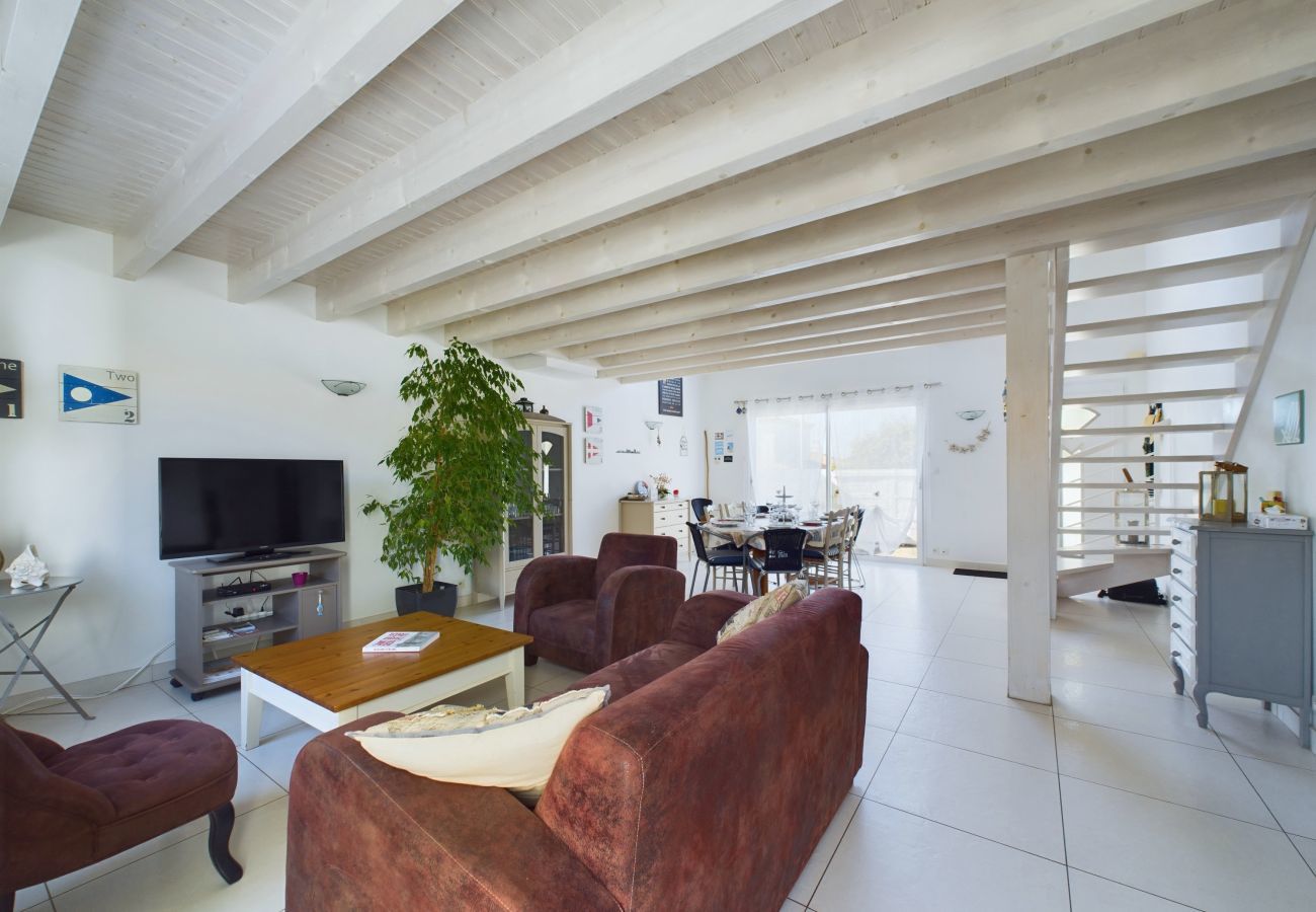 Maison à Saint-Gilles-Croix-de-Vie - Maison pour 8 avec jardin à 600m de la plage