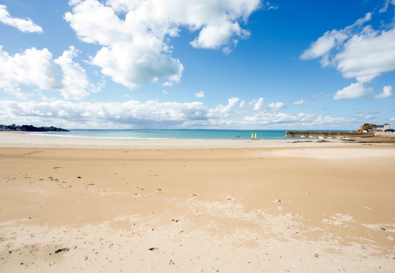 Appartement à Pléneuf-Val-André - À 130m de la plage, bel appartement pour 4