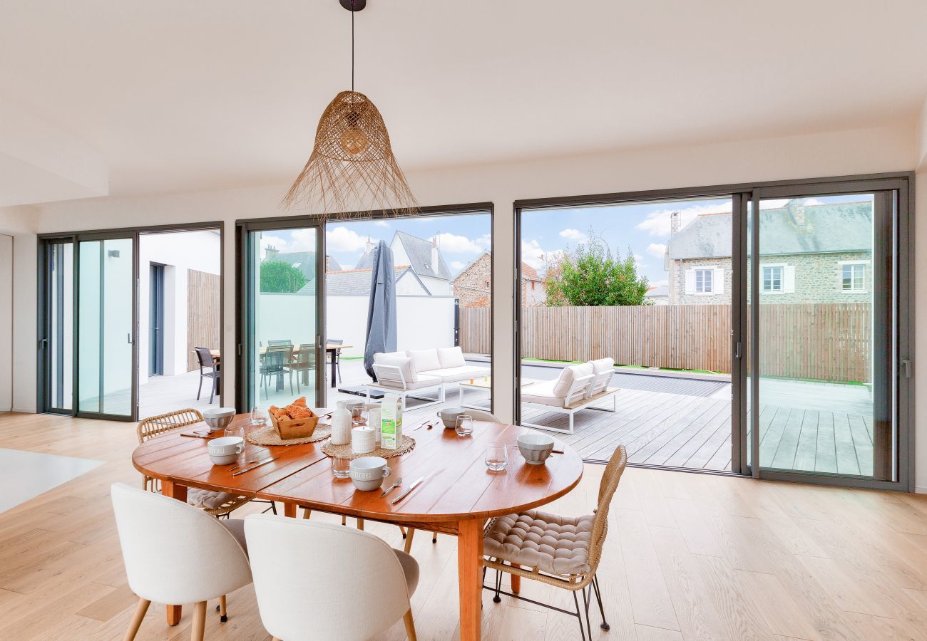 Maison à Pléneuf-Val-André - 800m de la plage, maison neuve pour 10, piscine