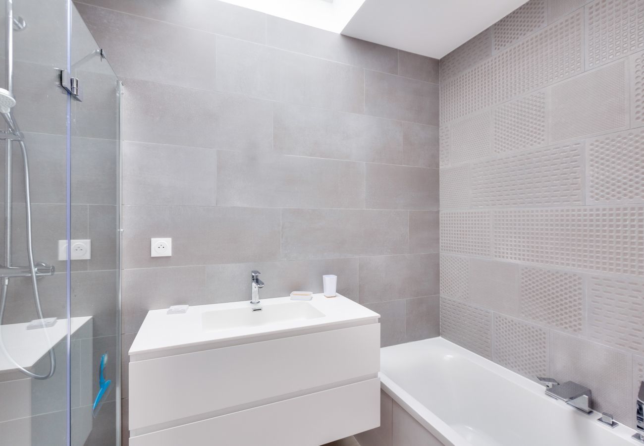 Maison à Pléneuf-Val-André - 800m de la plage, maison neuve pour 10, piscine