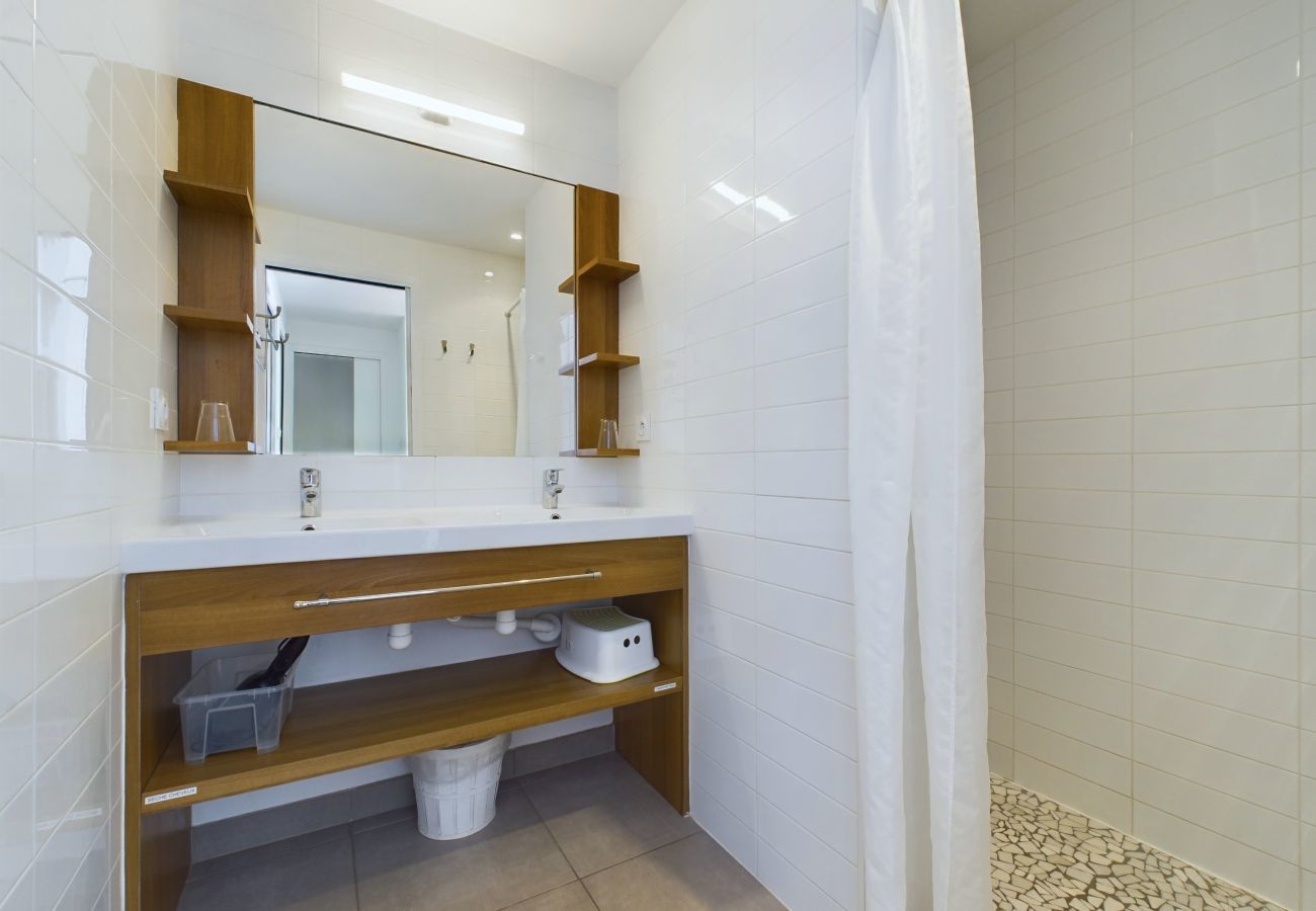 Appartement à La Tranche-sur-Mer - Sur la plage, appartement avec terrasse et vue mer