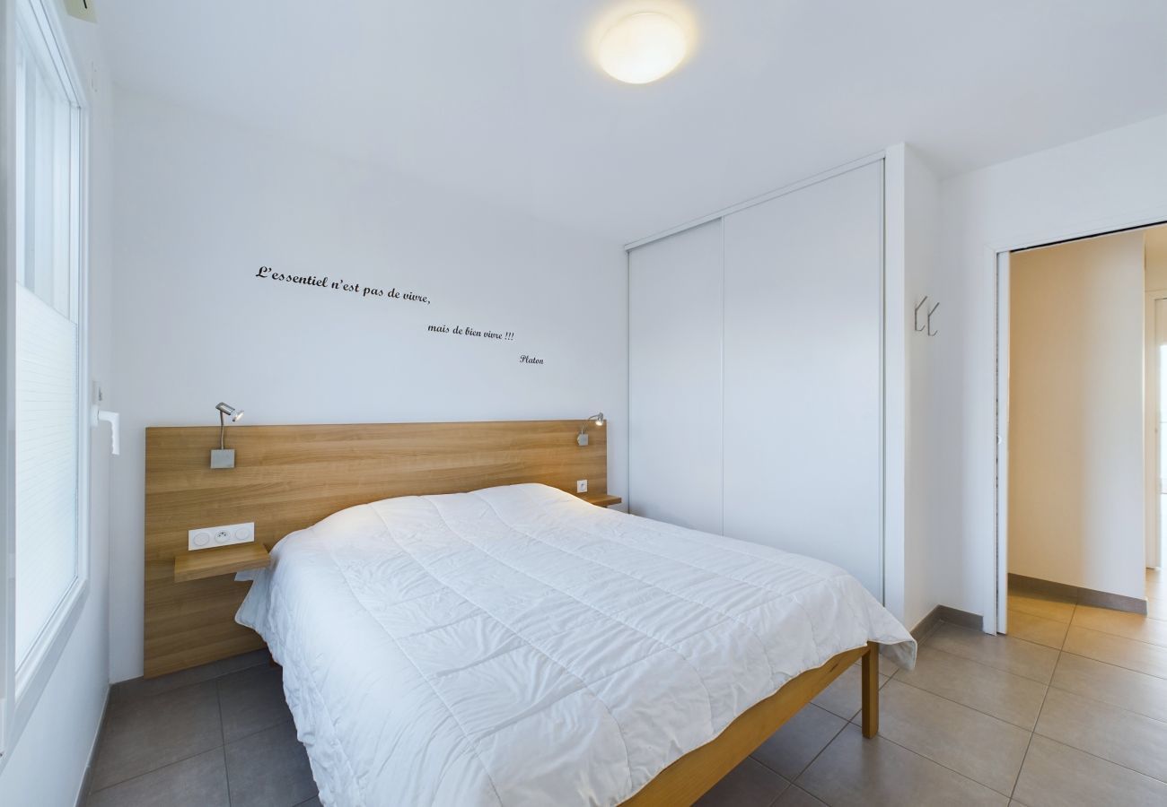 Appartement à La Tranche-sur-Mer - Sur la plage, appartement avec terrasse et vue mer