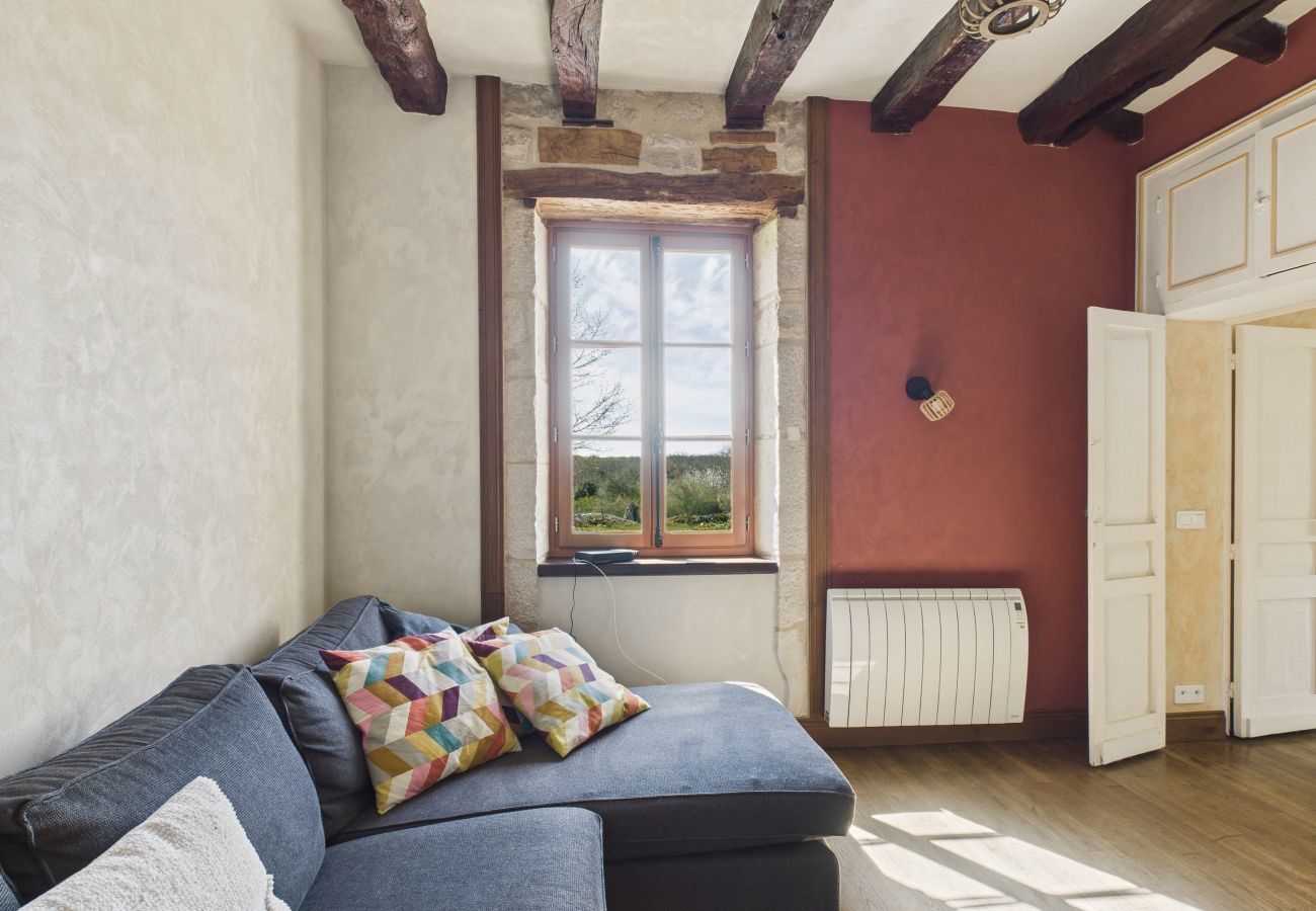 Maison à Gabillou - À la campagne, belle maison pour 8 avec piscine