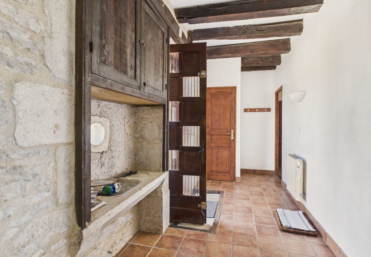 Maison à Gabillou - À la campagne, belle maison pour 8 avec piscine