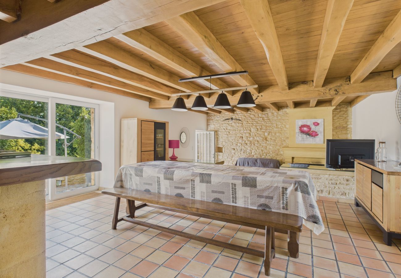 Maison à La Chapelle-Aubareil - Grande maison pour 15 avec piscine et tennis