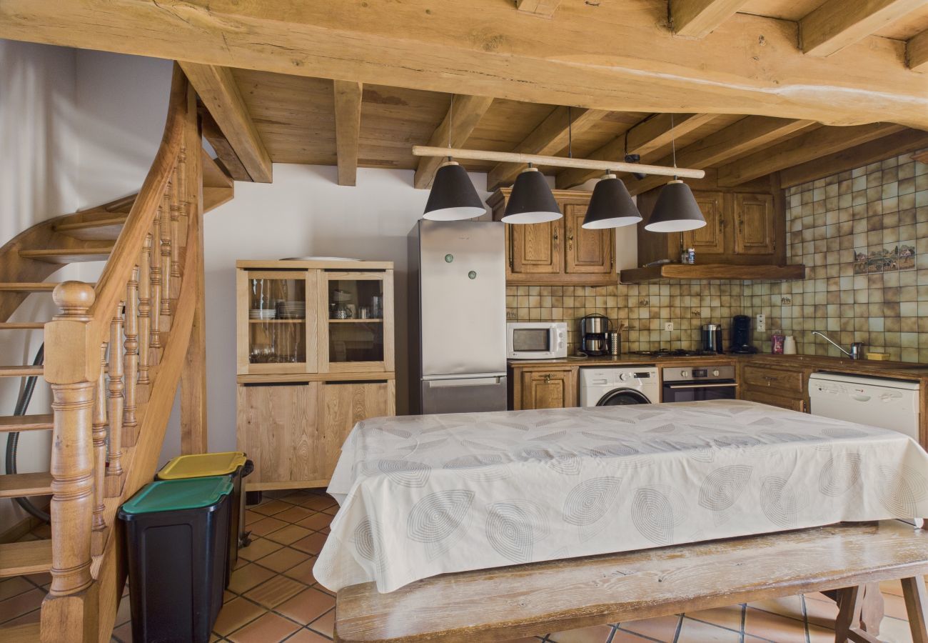 Maison à La Chapelle-Aubareil - Grande maison pour 15 avec piscine et tennis