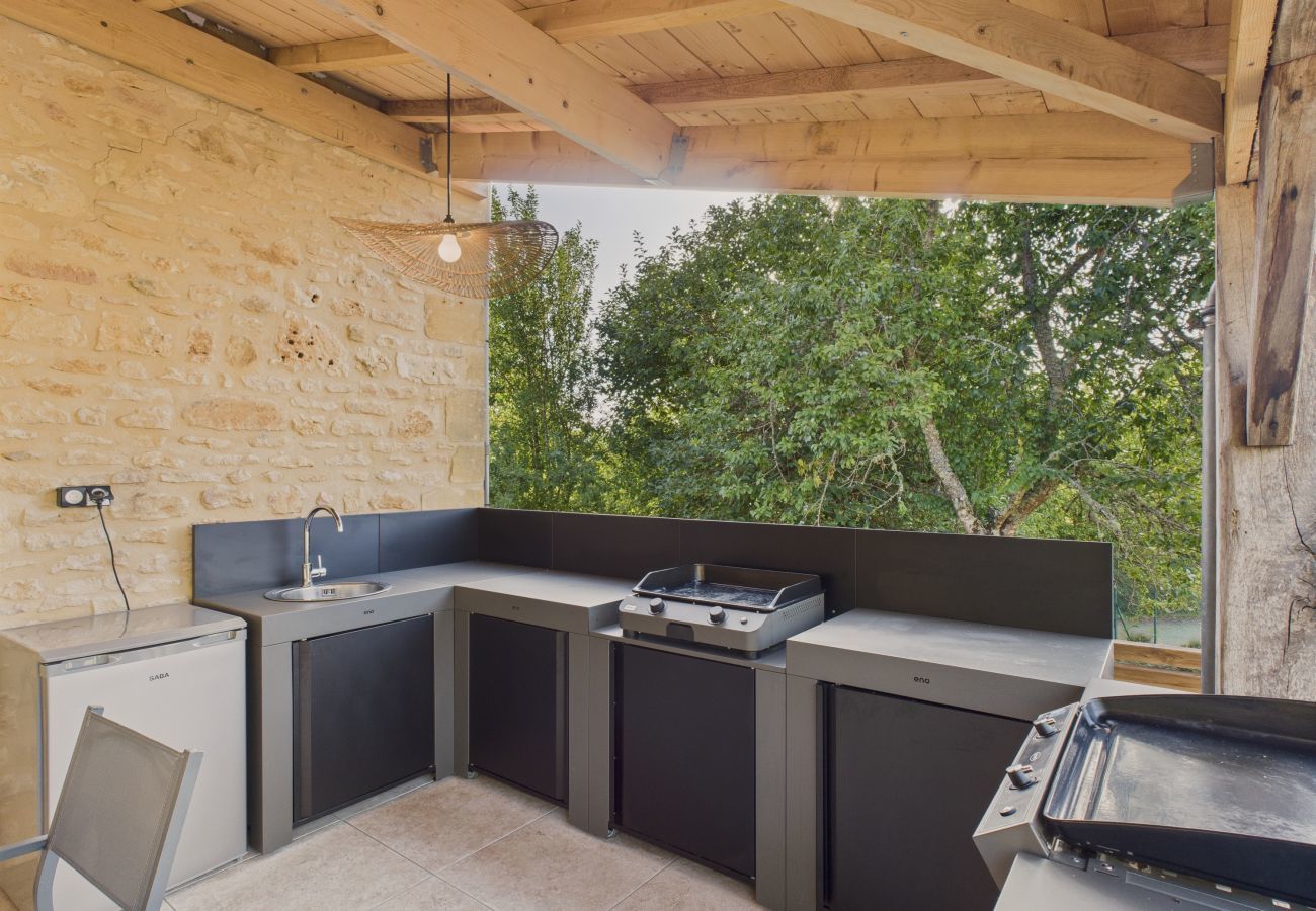 Maison à La Chapelle-Aubareil - Grande maison pour 15 avec piscine et tennis