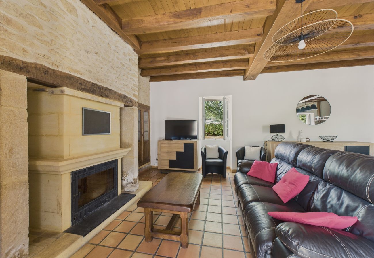 Maison à La Chapelle-Aubareil - Grande maison pour 15 avec piscine et tennis