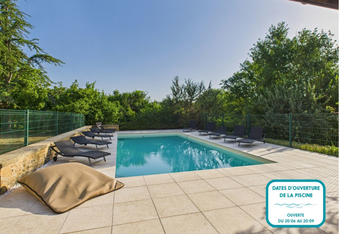Maison à La Chapelle-Aubareil - Grande maison pour 15 avec piscine et tennis