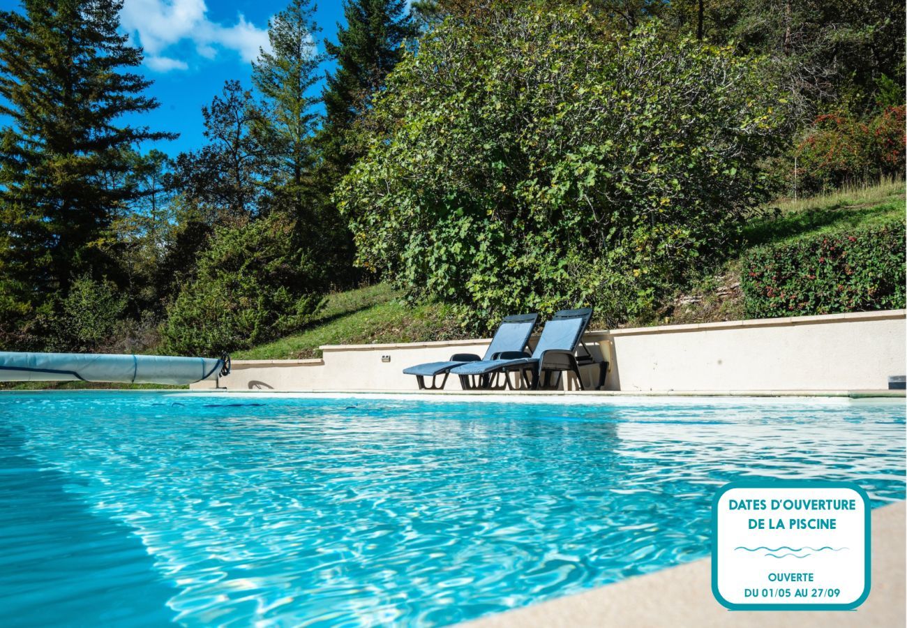 Maison à Auriac-du-Périgord - Domaine pour 8 personnes avec piscine 