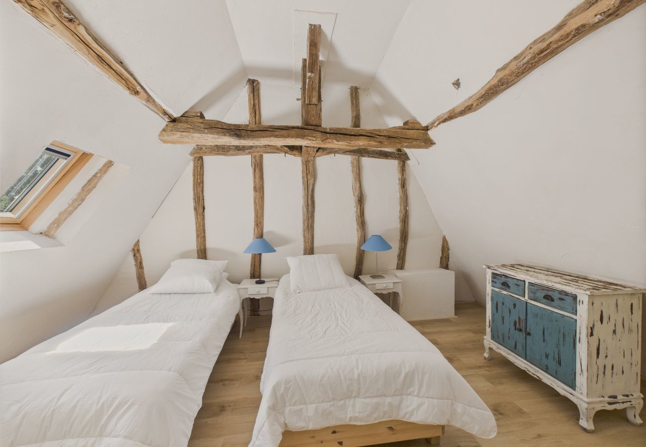 Maison à Rouffignac-Saint-Cernin-de-Reilhac - Au coeur de la Dordogne, maison pour 6, piscine