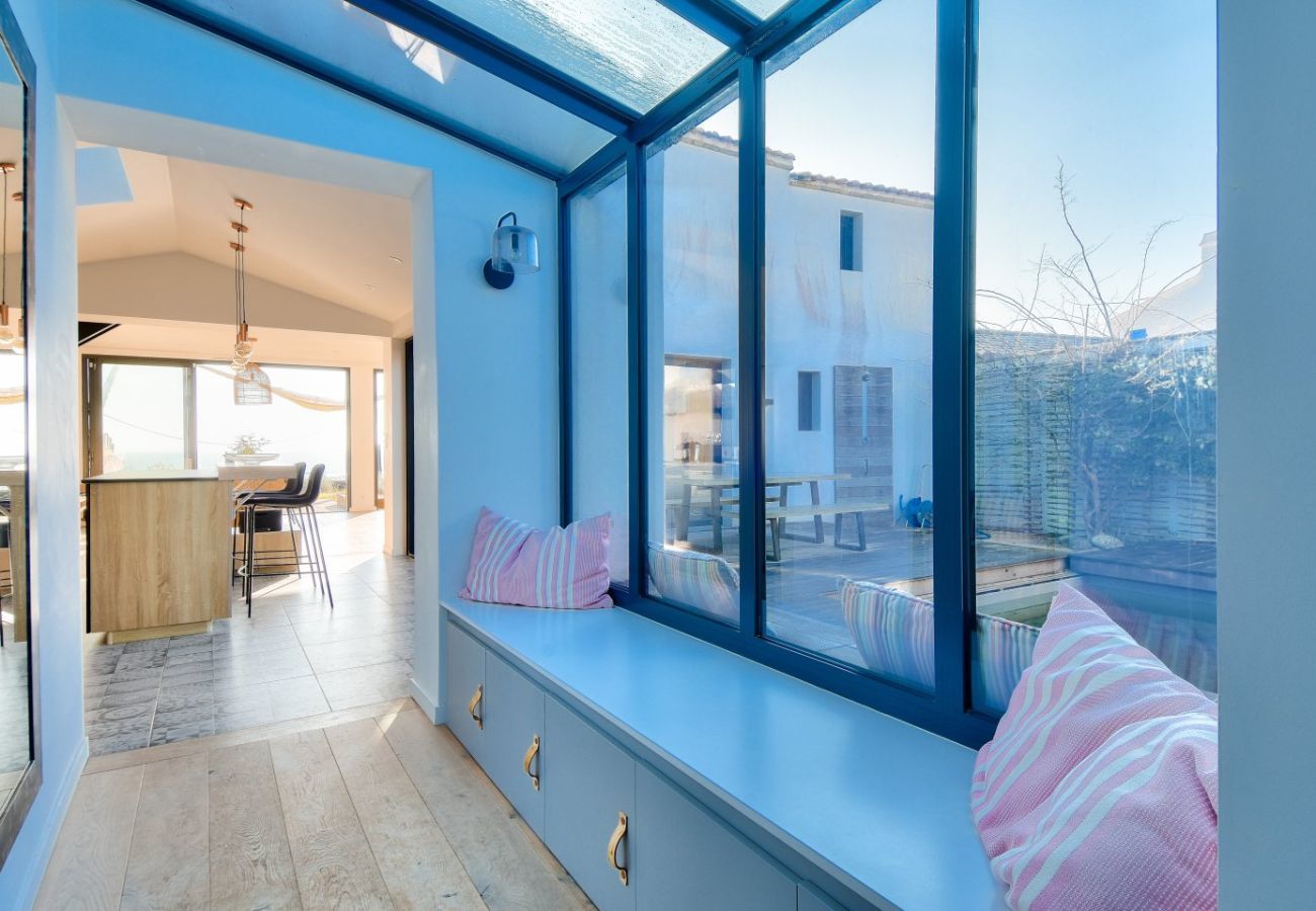 Maison à La Guérinière - Vue Exceptionnelle- piscine et accès plage direct!