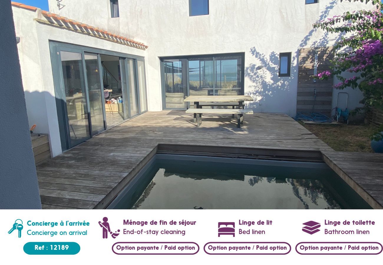 Maison à La Guérinière - Vue Exceptionnelle- piscine et accès plage direct!